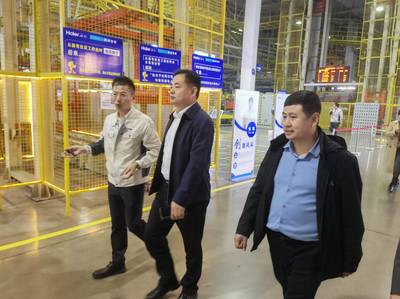 九龙街道深入调研“海尔大事件、生产线上抢家电”庆典服务开展情况